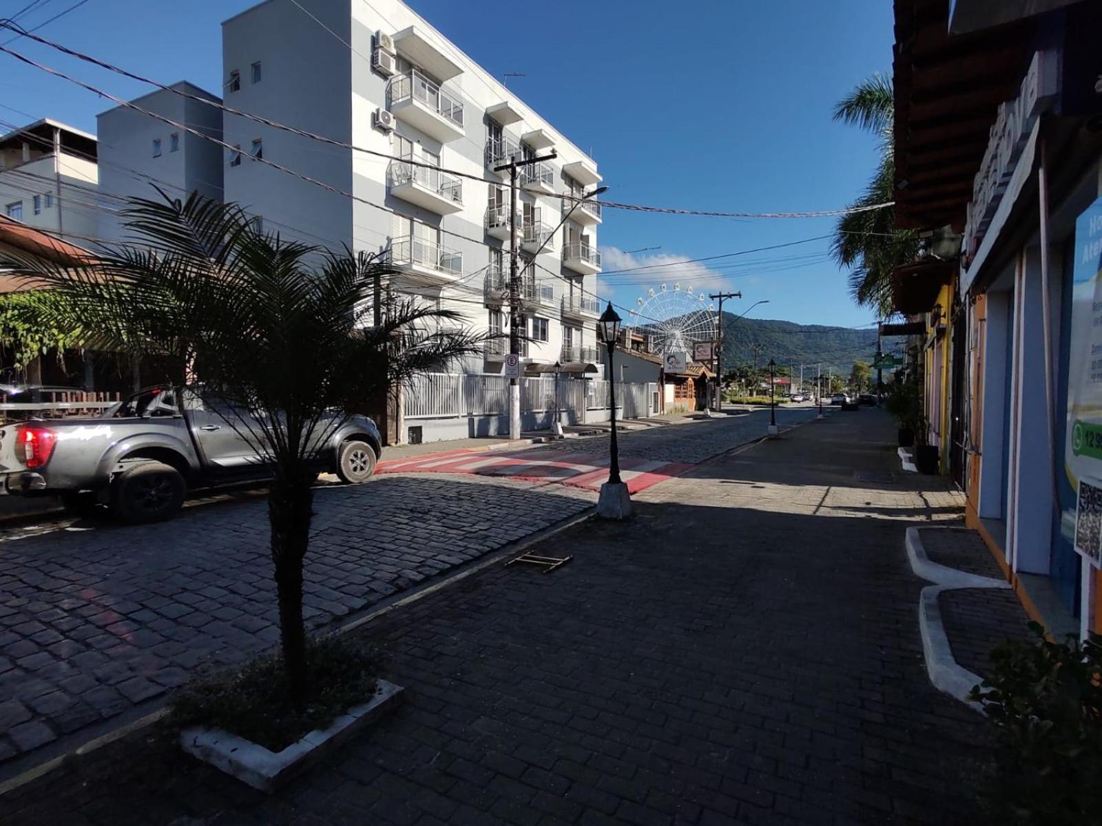Agito E Sossego Na Rua Mais Charmosa De Ubatuba Pelo Google Extérieur photo